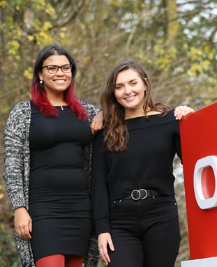 Students at Oracle work placement