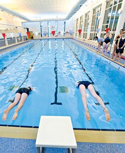 Swimming students