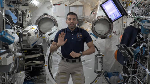 Dr Sultan Al-Neyadi wishes graduating students well from the International Space Station