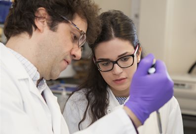 Two BSMS researchers in the lab