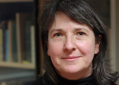Dr Paula Hearsum
