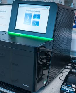 NextSeq 500 DNA sequencing system