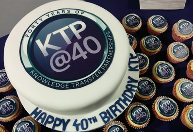 KTP-at-40-birthday-cake