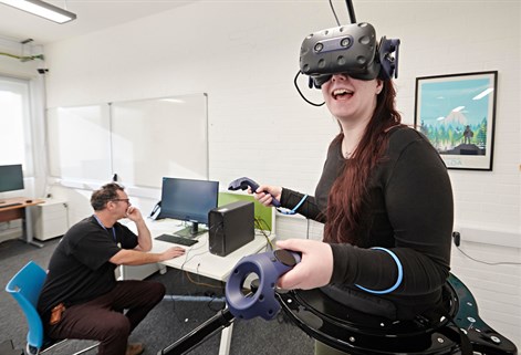 Student using VR simulation