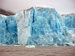 Tidewater-glacier-in-western-Svalbard