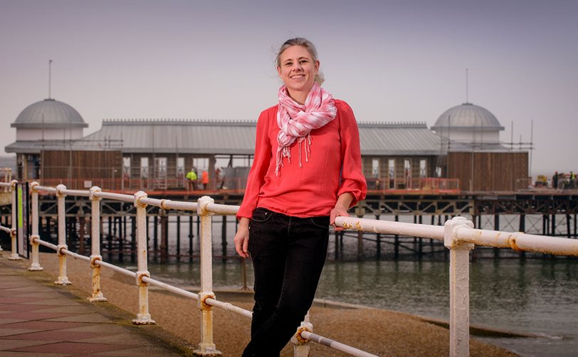 Olu-Jenzen-and-Hastings-Pier