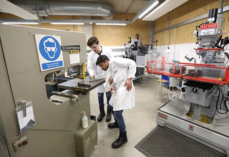 Students working in the engineering lab