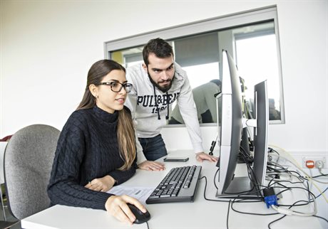 Students in Usability Lab