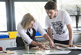 trainee and lecturer in specialist art classrooms