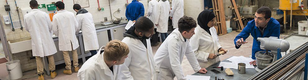 Students and lecture in the concrete labs