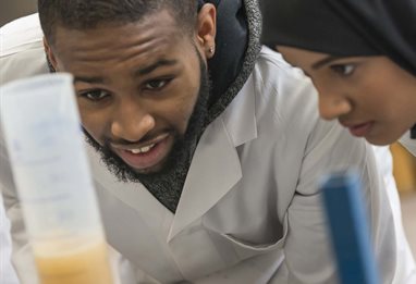 Students working in the concrete lab