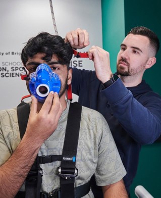 Equipment for respiratory measurement mask being fitted