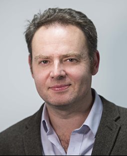 Dr Simon Mcennis
