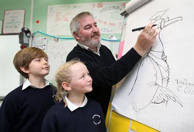 Chris working on Professor C Gull with children at Moulsecoomb Primary School