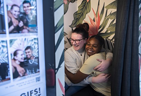 Students in the SU photobooth