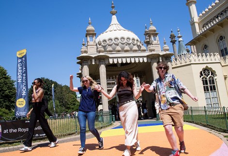 Students outside Brighton Pavilion