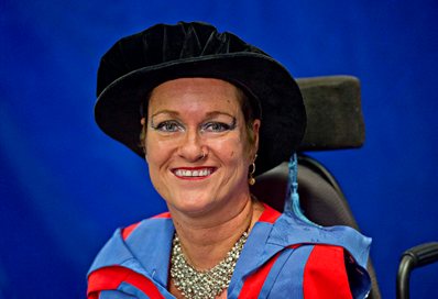 Alison Lapper MBE graduation