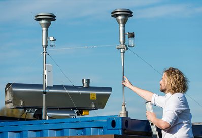 Dr Kevin Wyche and the Brighton Joaquin Advanced Air Quality Station