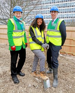 Professor Humphris with Kelly Smith and Professor Andrew Lloyd