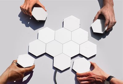 Hexagonal light panels