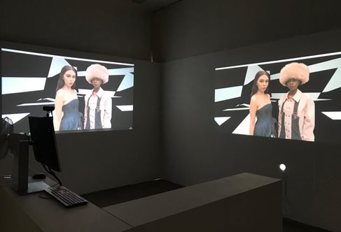 Fashion show in 360 Virtual reality