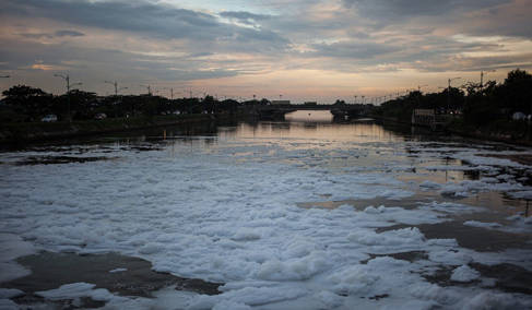 Jakarta Bay pollution courtesy South China Morning Post