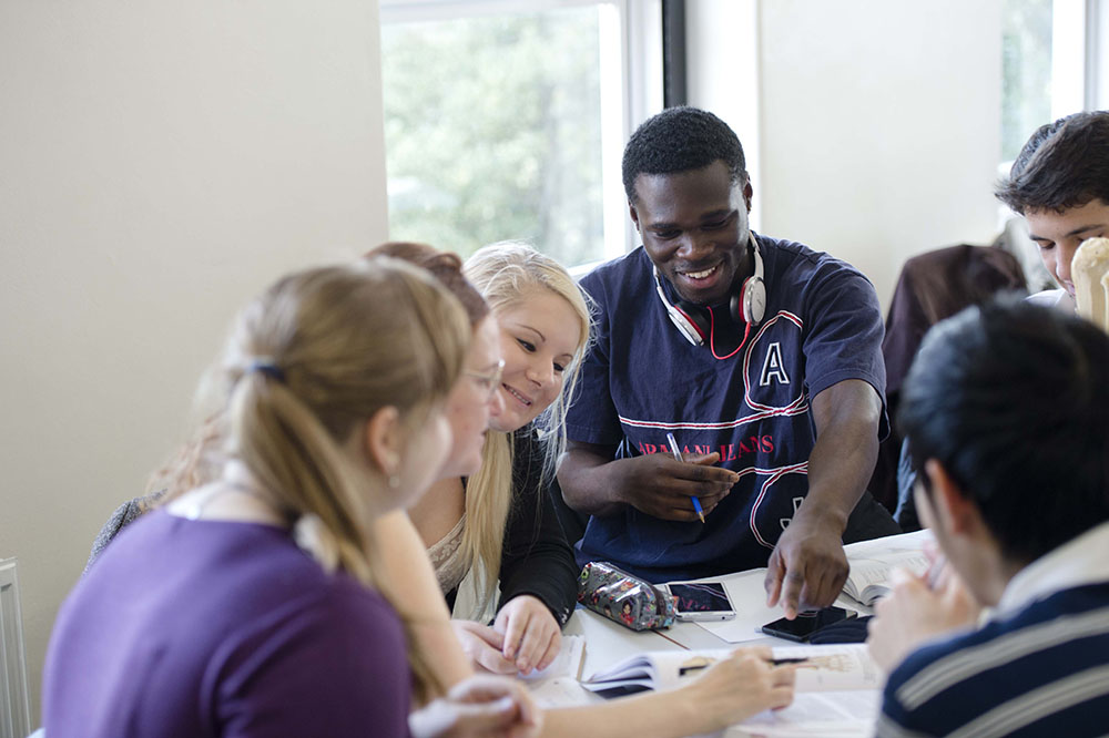 Sport manage students in class
