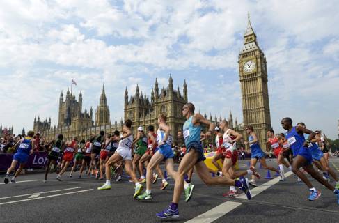 Marathon runners in front of London's Big Ben