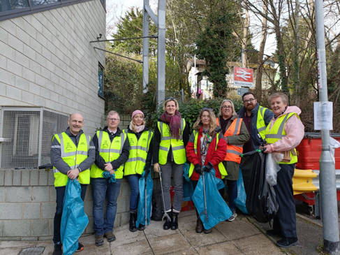 Moulsecoomb clean up team