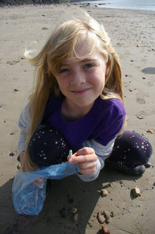 Sally Jones' daughter and her Frozen Charlotte doll