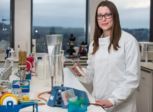 Sarah Purnell in lab