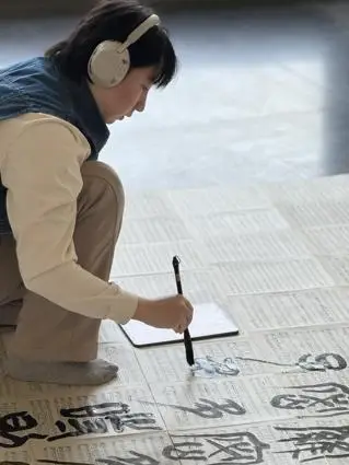 Ma Yiming painting