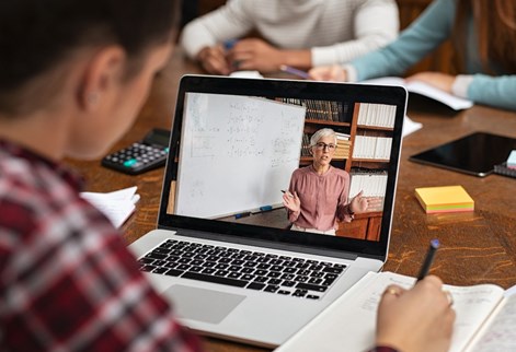 Student learning online