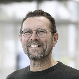 Dr Michael Williams