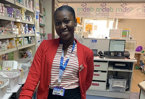 Calebtina Peprah on placement in a pharmacy