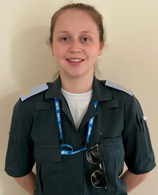 Chloe Lashmar paramedic science student