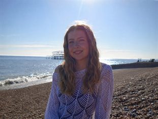 Molly Ringer profile image