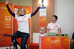 C-Change smoothie stand